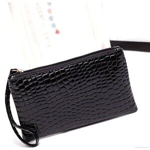 Black faux snakeskin wristlet wallet‎